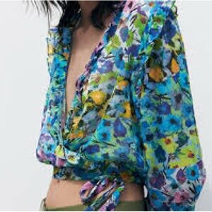 Zara Floral Crop Blouse